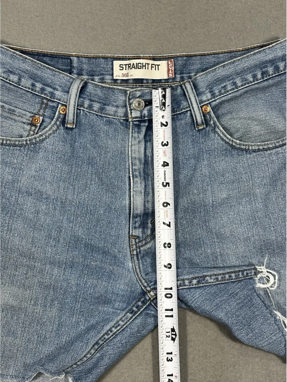 Levi’s 505 Straight Fit Cut Off Denim Shorts Men’s 32 Blue Distressed Frayed Hem